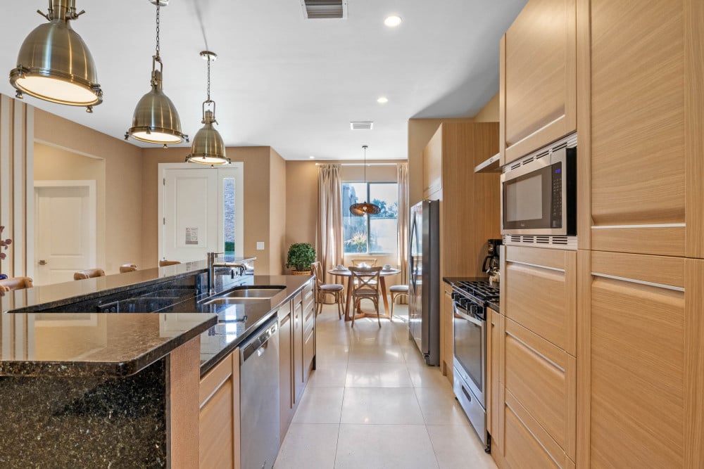 Magic Village Yards 12