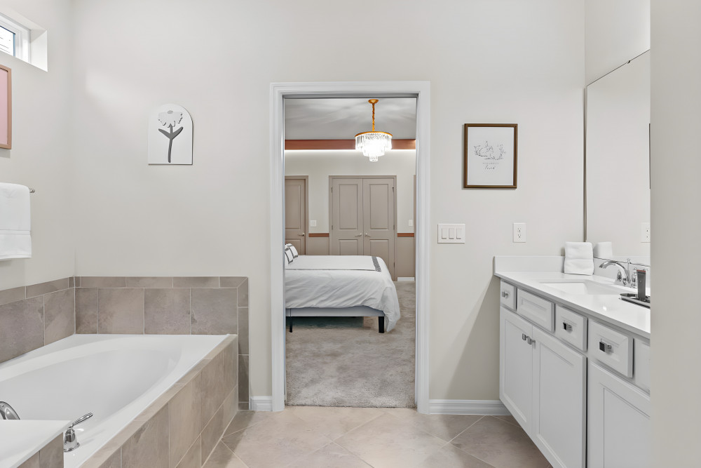 Windsor Cay 137