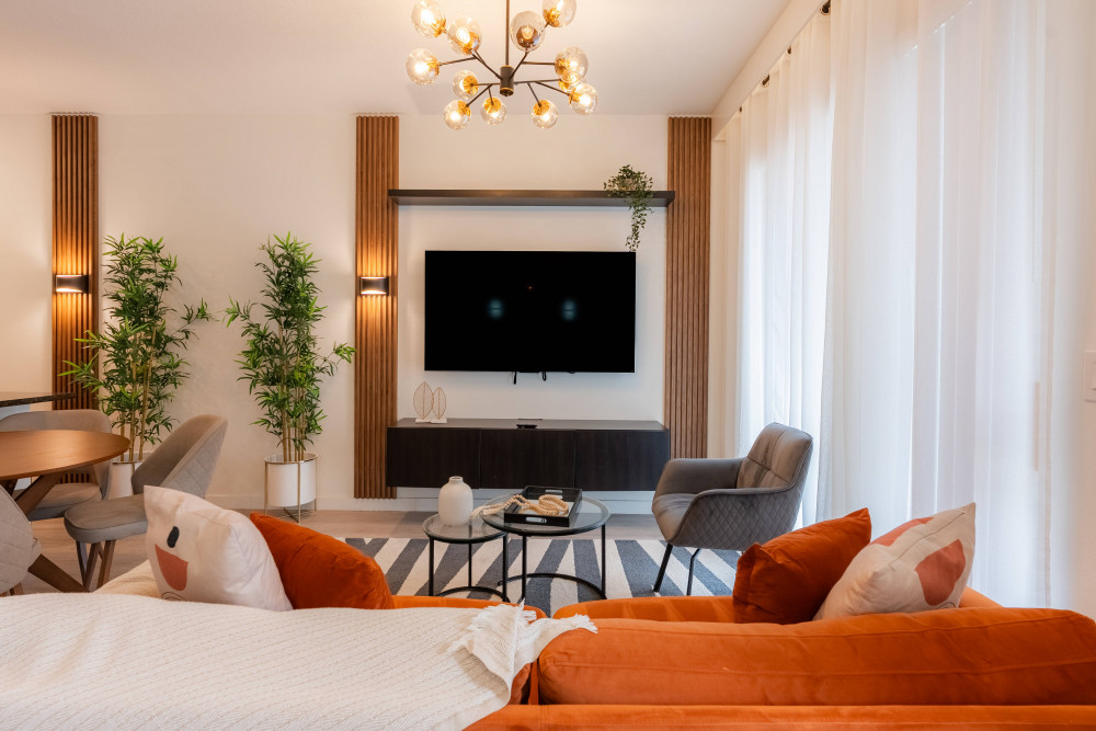 The Hub at Westside 13