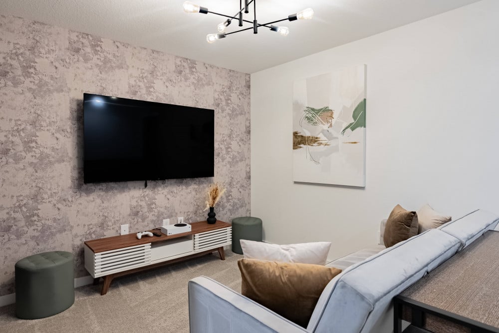 The Hub at Westside 13