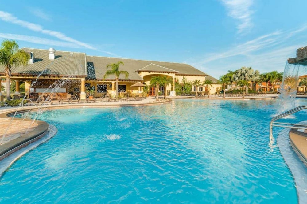 Paradise Palms Resort 107