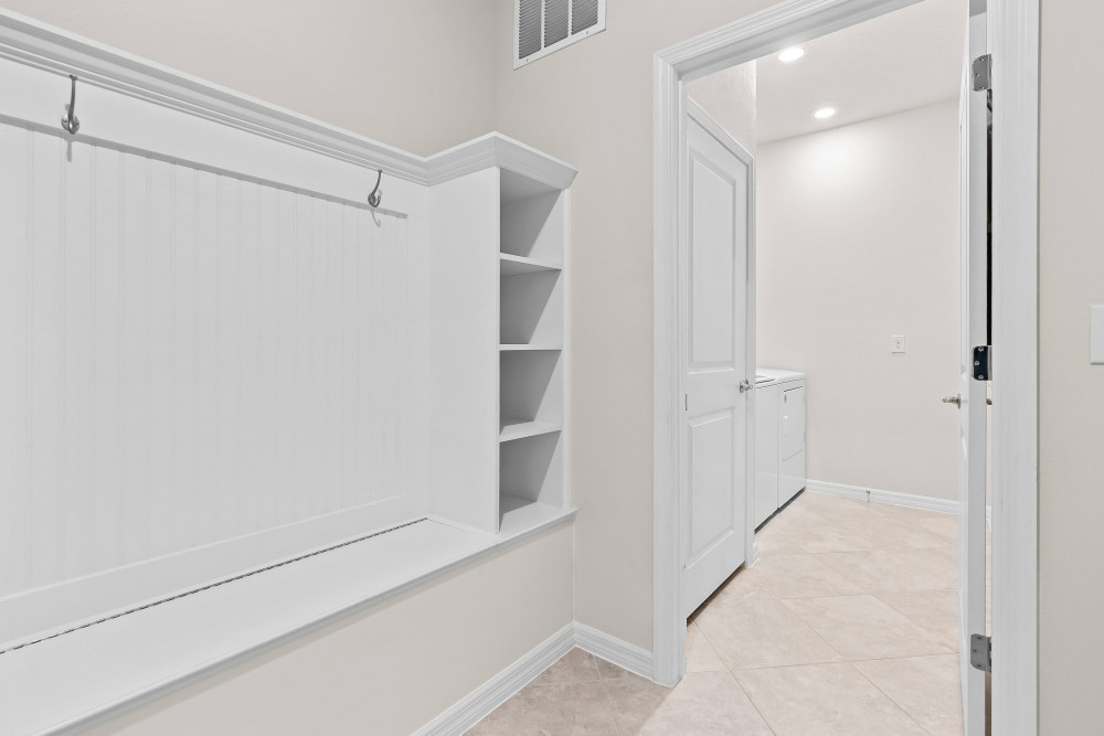 Windsor Cay 150