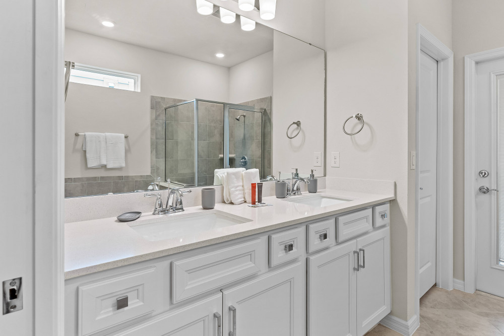 Windsor Cay 150