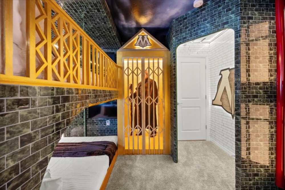 Windsor Cay 149