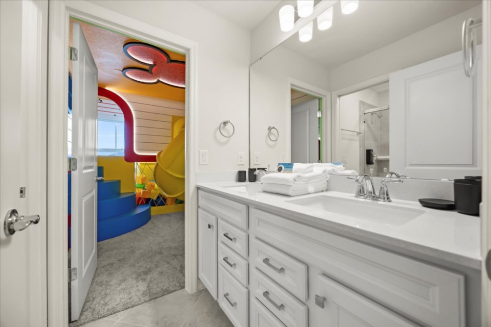 Windsor Cay 149