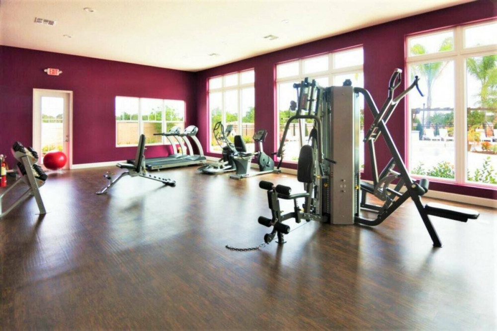 West Lucaya Village 34