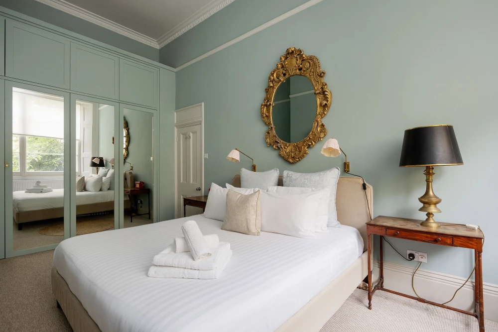 Elegant Westbourne Gardens