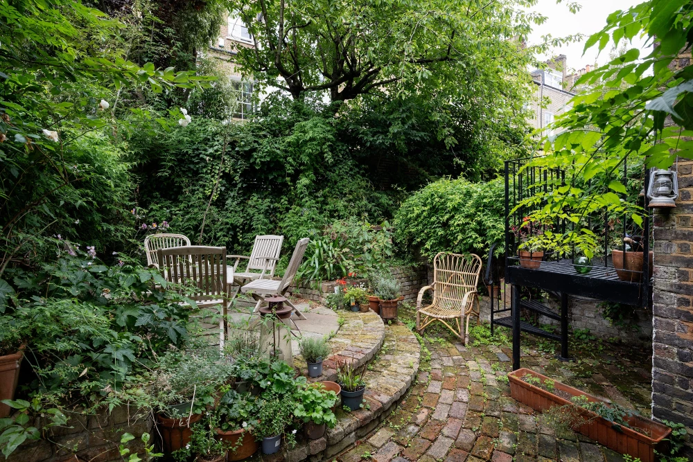 Elegant Westbourne Gardens
