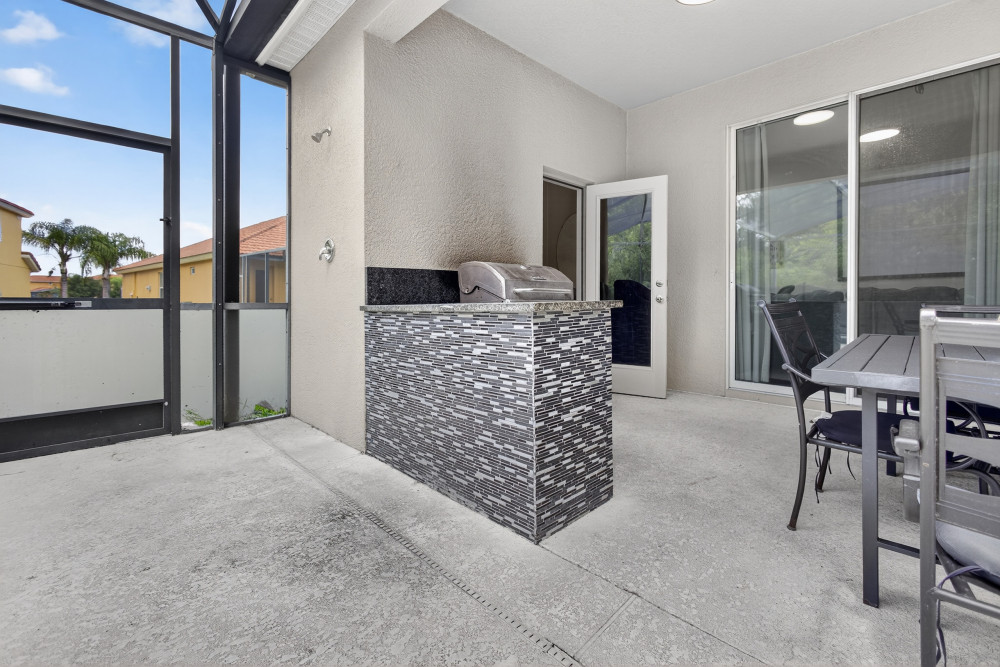 Bella Vida Resort 86