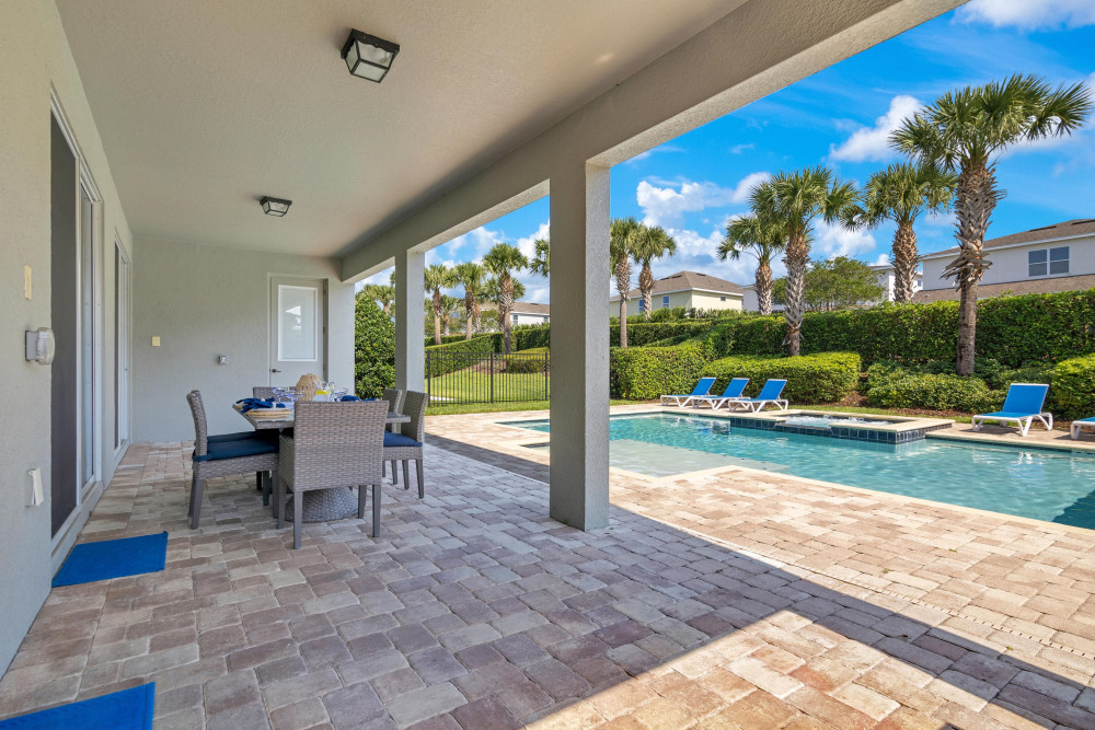 Encore Resort 1402