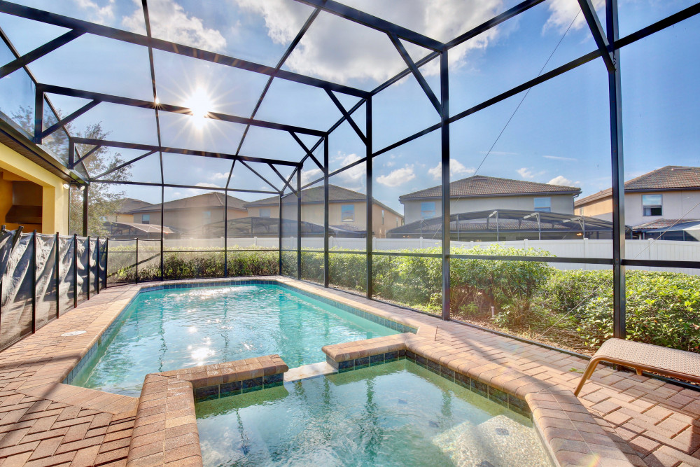 Windsor at Westside 1700