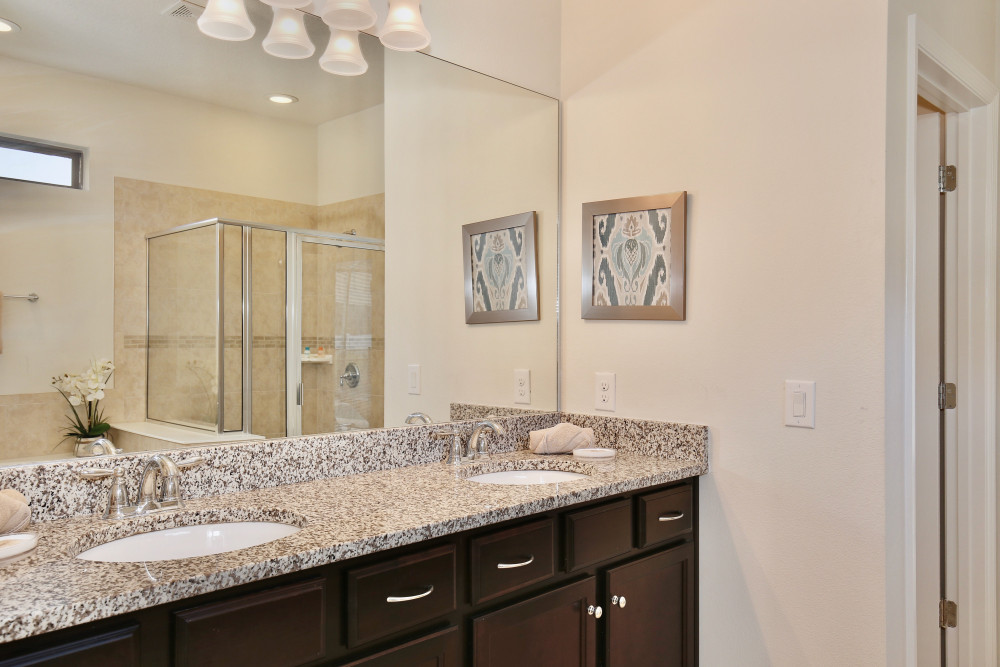 Windsor at Westside 1700