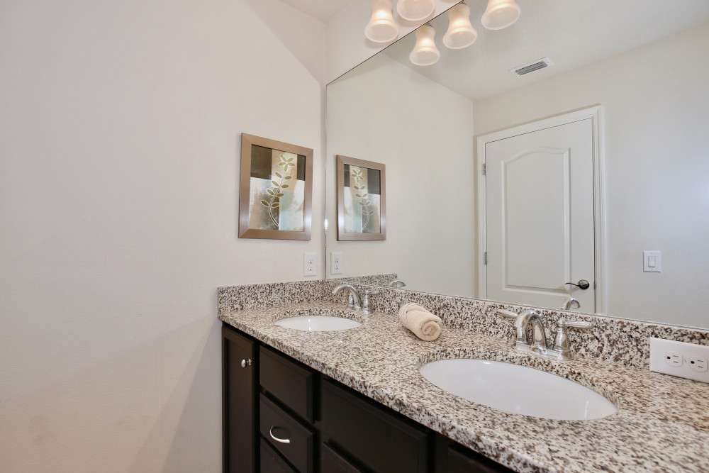 Windsor at Westside 1700