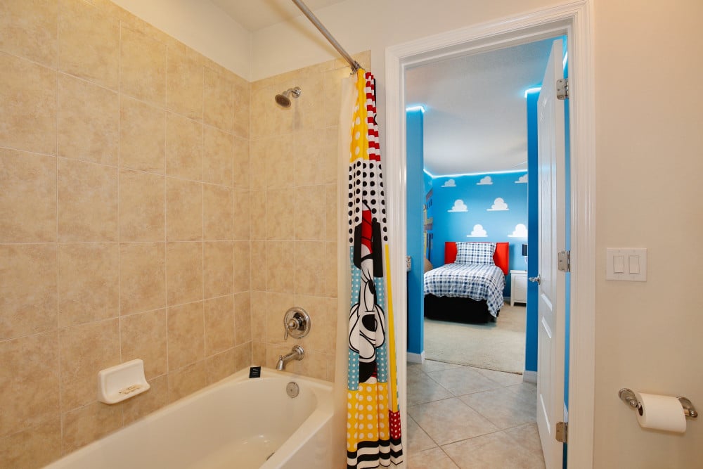 Windsor at Westside 1700