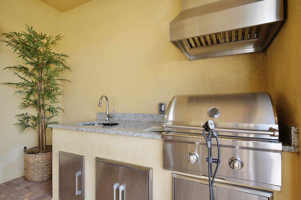 Windsor at Westside 1700