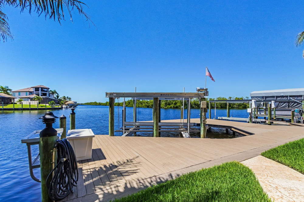 Cape Coral 1089