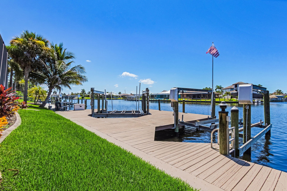 Cape Coral 1089