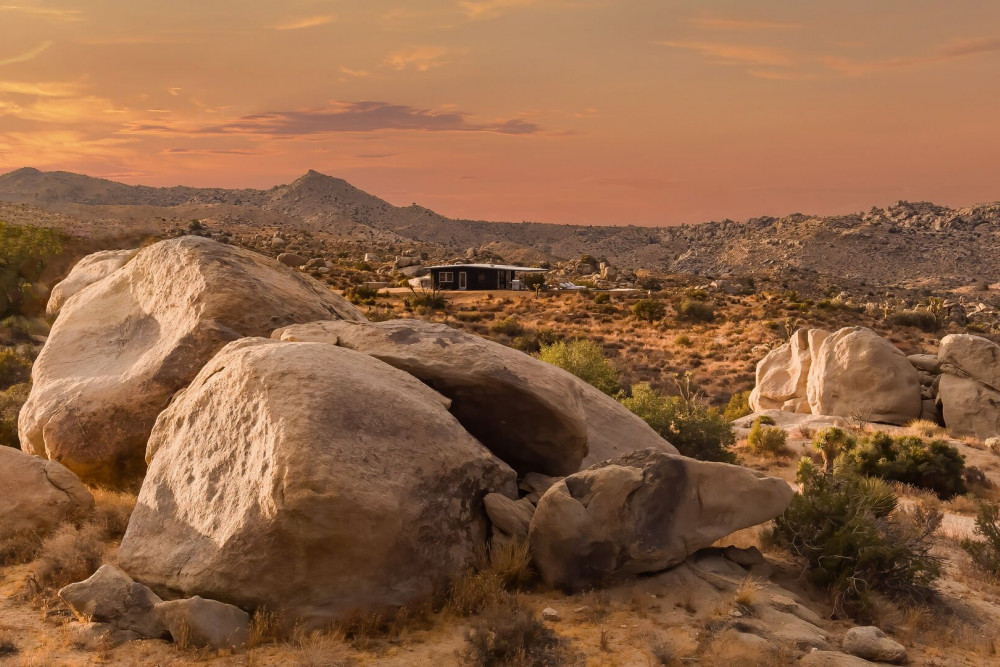 Pioneertown 7