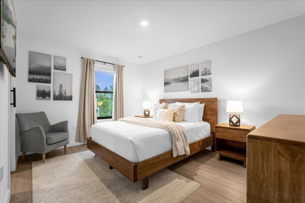 The Hub at Westside 14