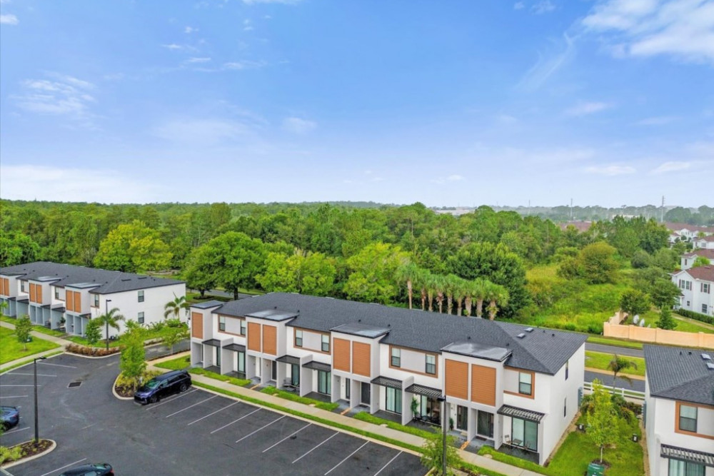 The Hub at Westside 14