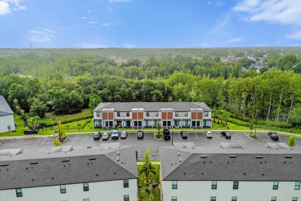 The Hub at Westside 14