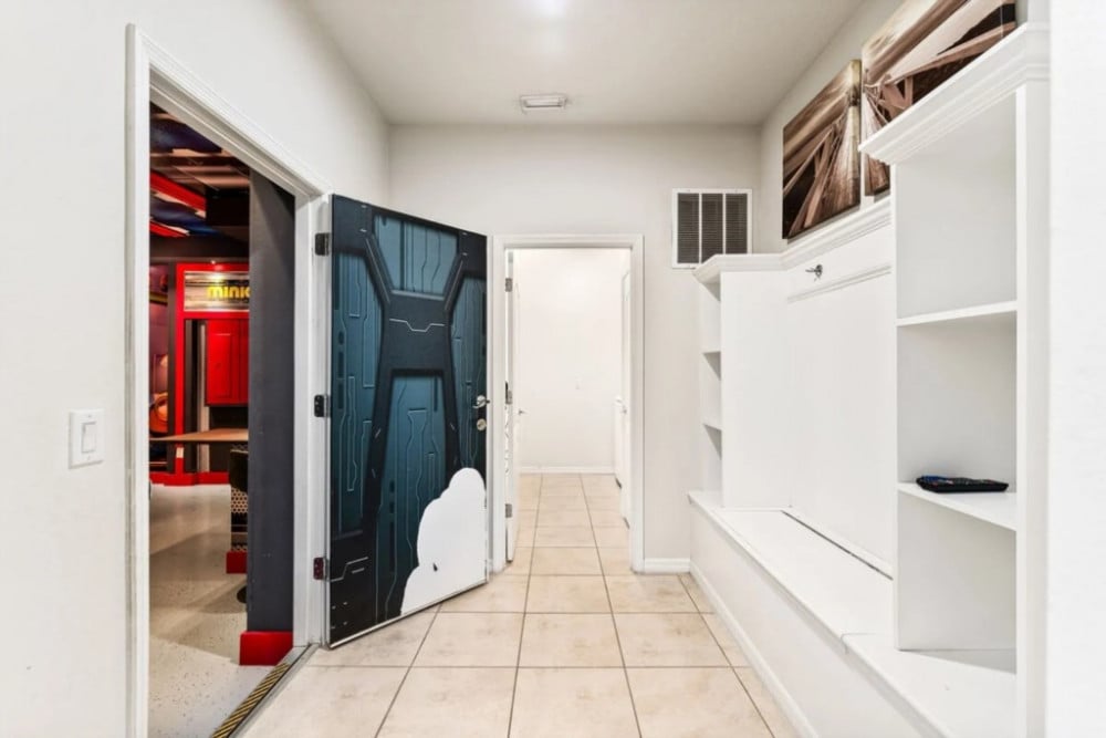 Windsor at Westside 1900