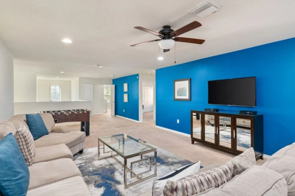 Windsor at Westside 1900