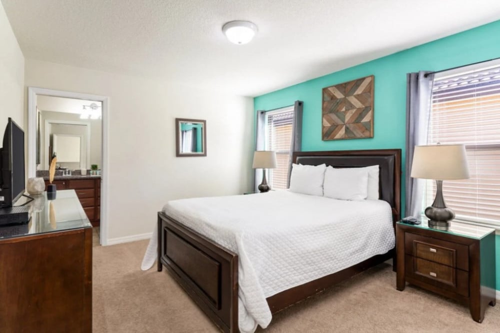 Windsor at Westside 1900