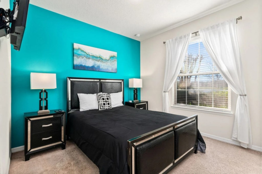 Windsor at Westside 1900