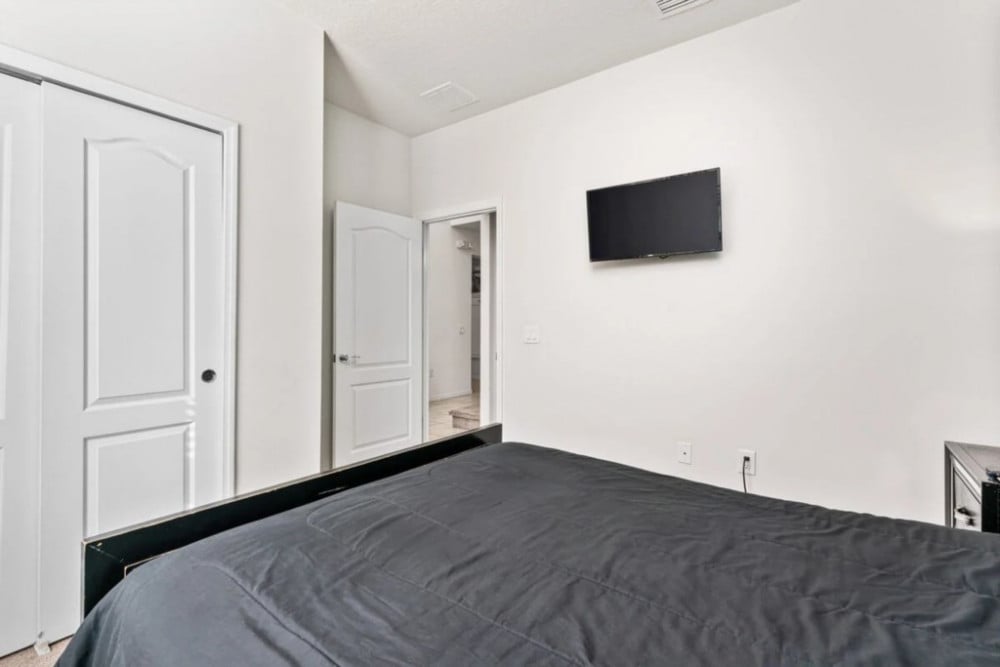 Windsor at Westside 1900