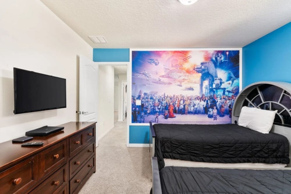 Windsor at Westside 1900