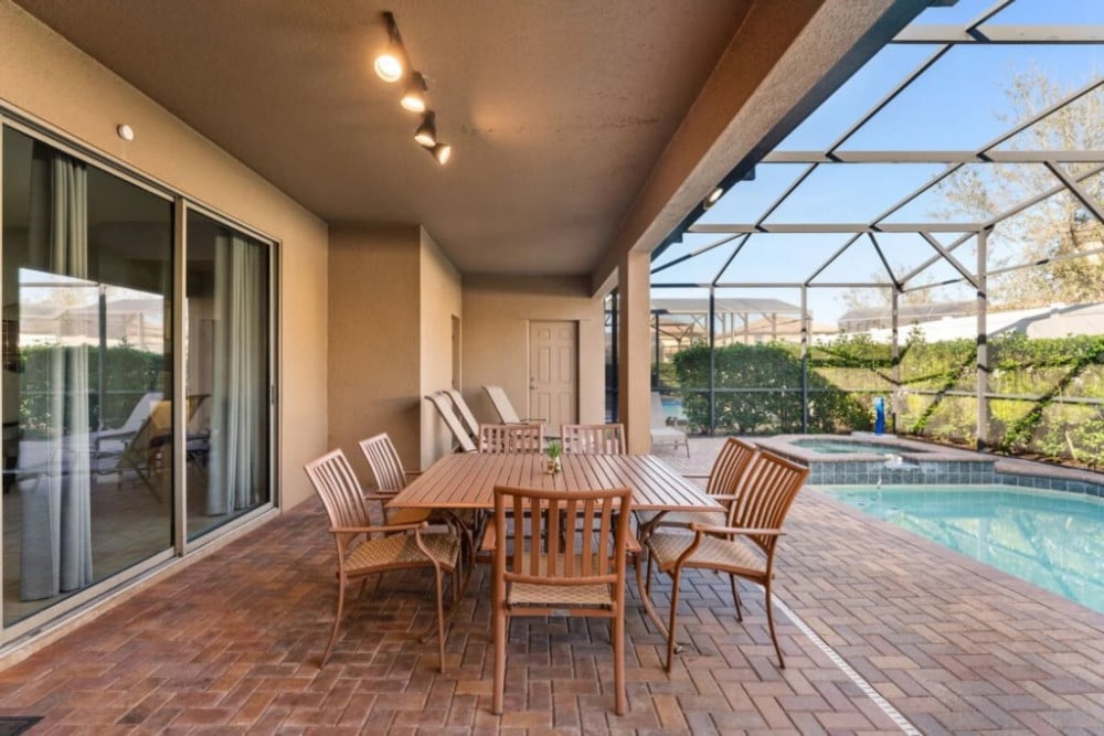 Windsor at Westside 1900