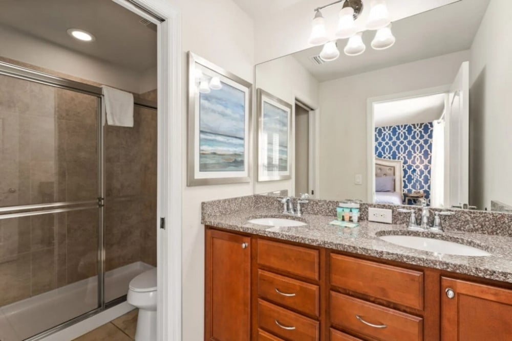 Windsor at Westside 1900