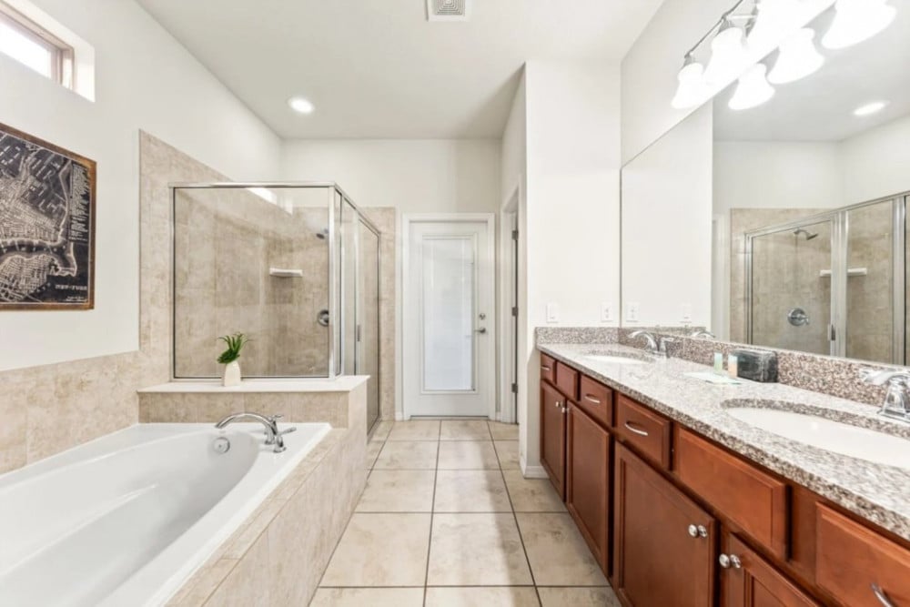 Windsor at Westside 1900