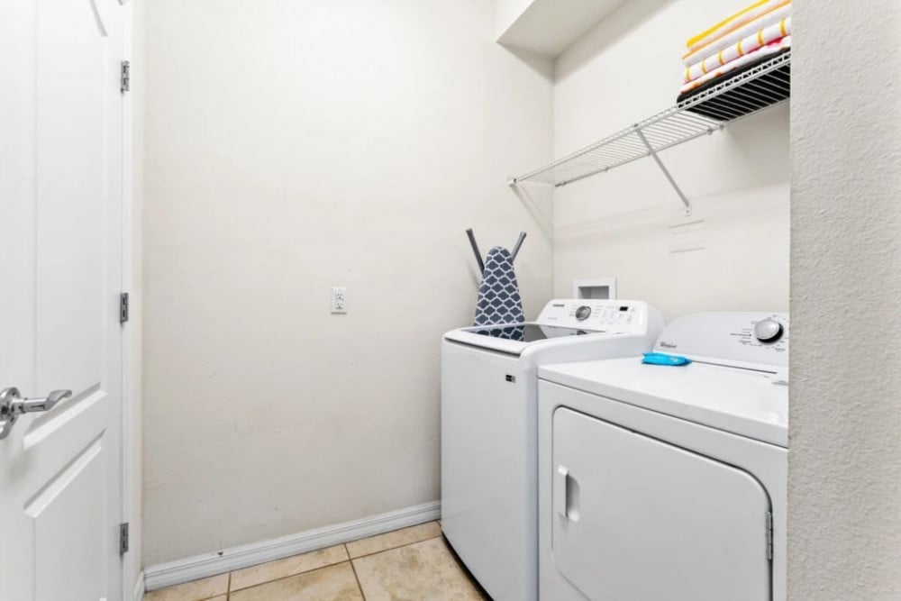 Windsor at Westside 1900