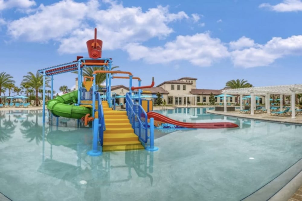 Windsor at Westside 1900