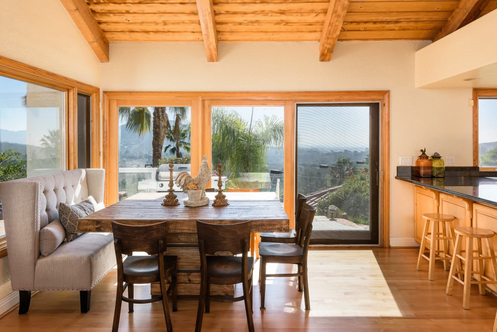 Escondido 2