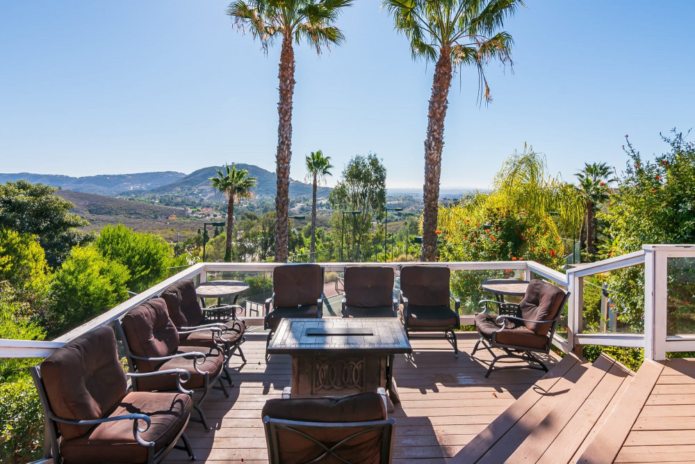 Escondido 2