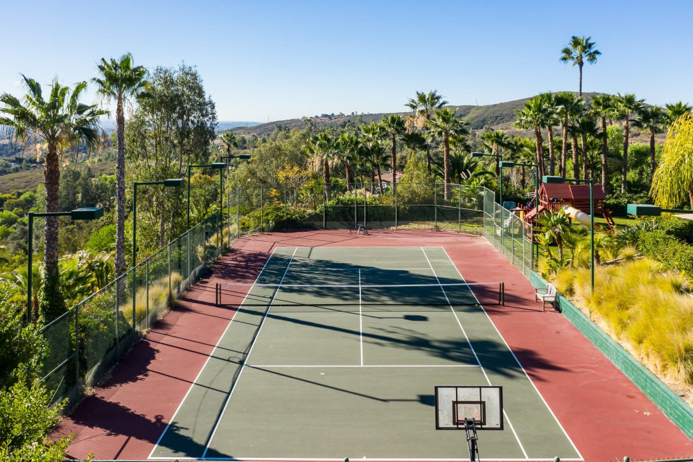 Escondido 2