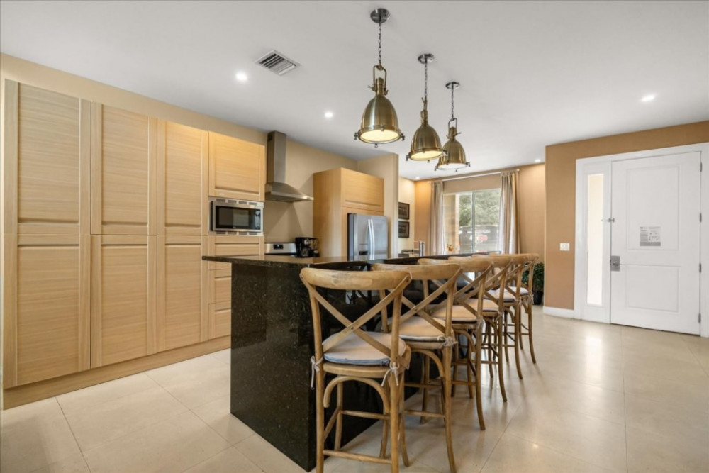 Magic Village Yards 13