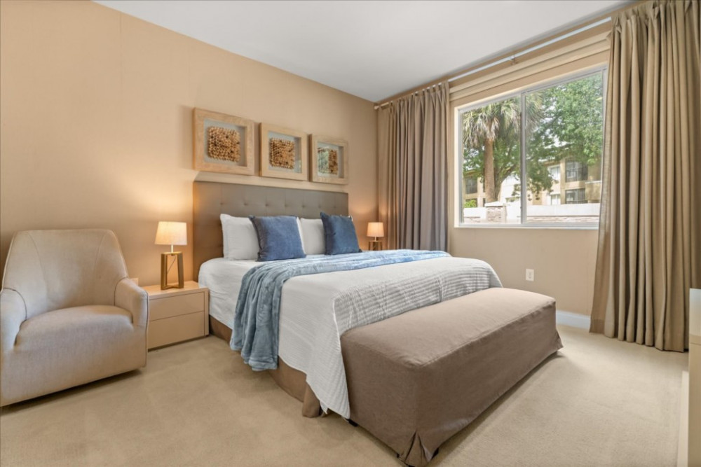 Magic Village Yards 13