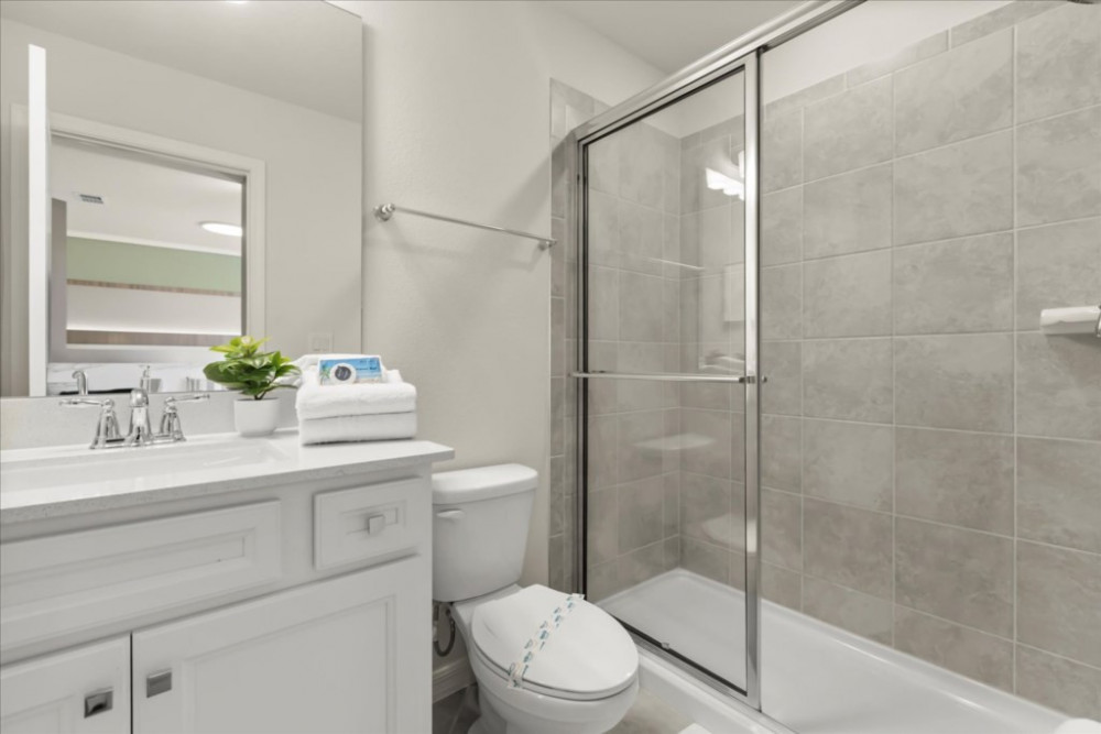 Windsor Cay 184