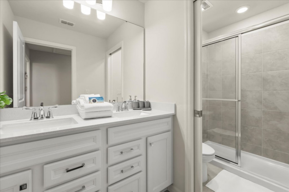 Windsor Cay 184