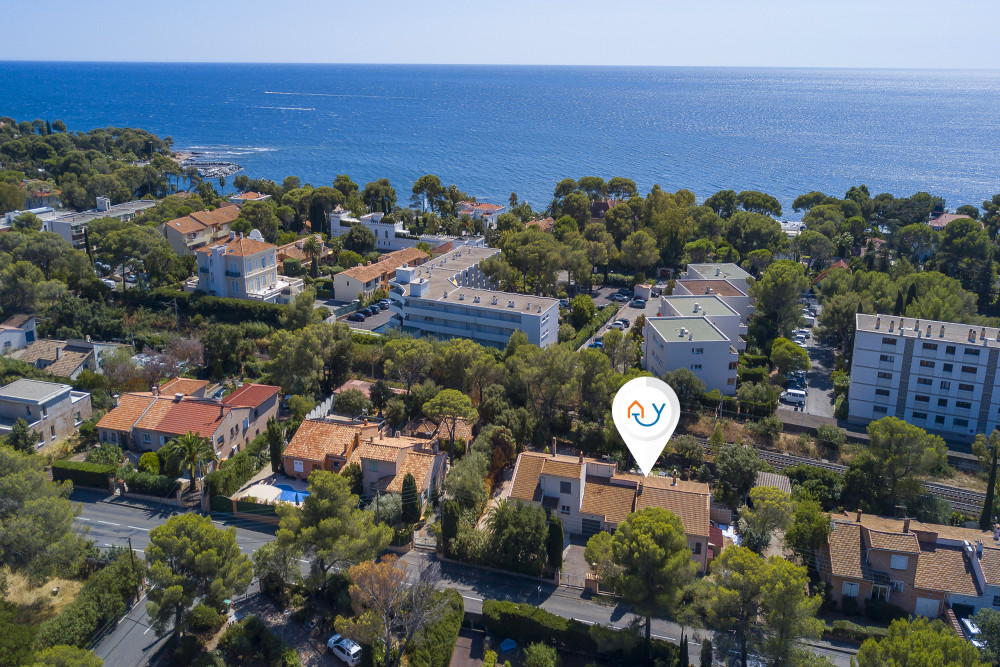 Saint Raphael 2