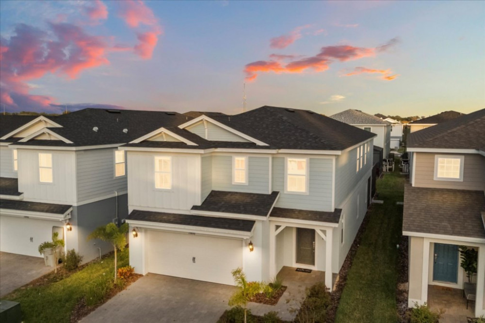 Windsor Cay 208