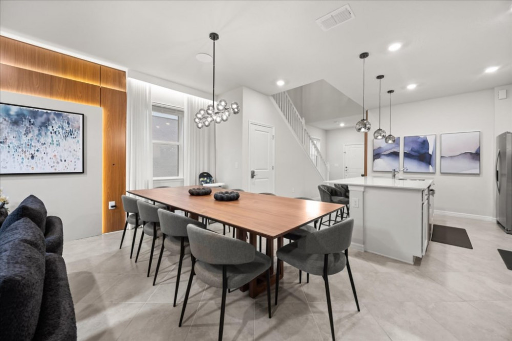 Windsor Cay 208