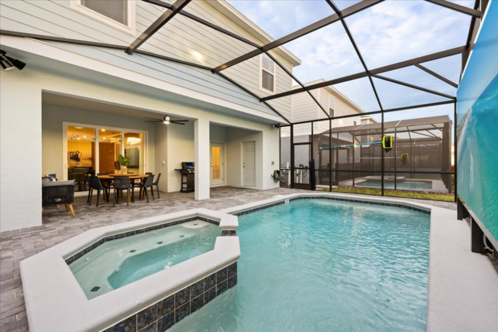 Windsor Cay 208