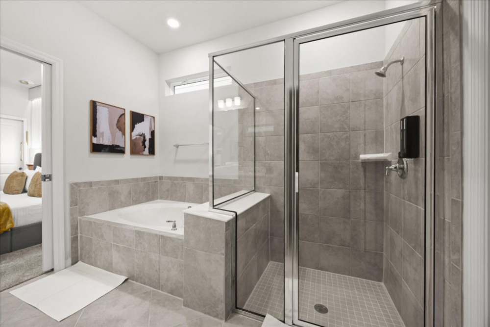 Windsor Cay 208