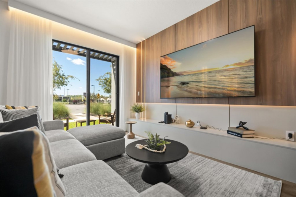 The Hub at Westside 15
