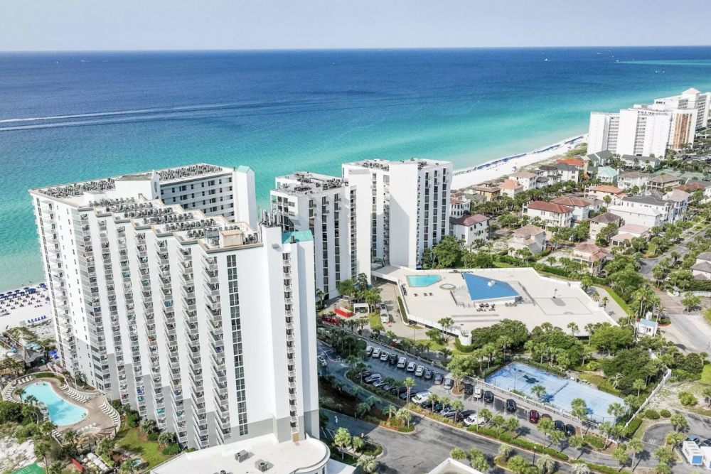 Destin 224